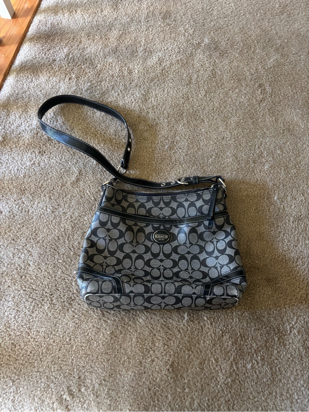 2011 Coach Peyton Signature Canvas Heritage File Bag Black Grey F18925